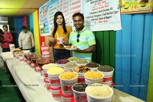 Rogan Josh Haleem Launch Cafe 555