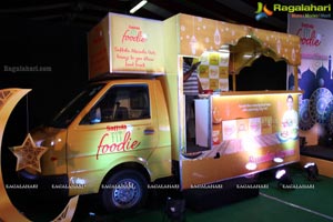 Saffola Masala Oats Food Truck