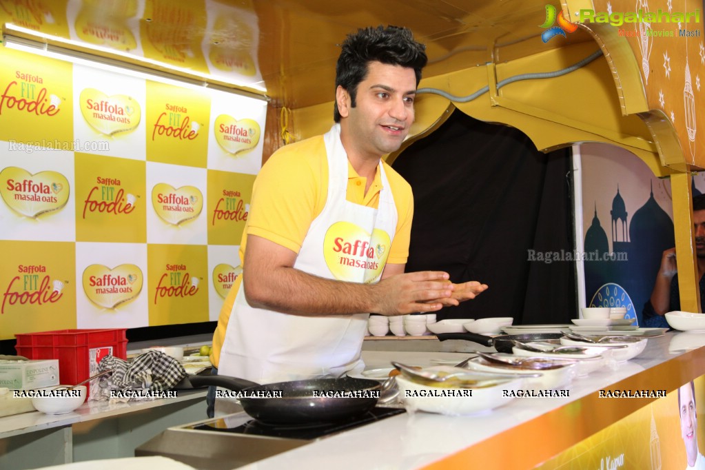 Saffola Masala Oats launches an Iftaari Food Truck, Hyderabad