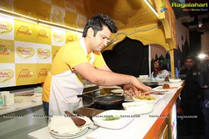 Saffola Masala Oats Food Truck