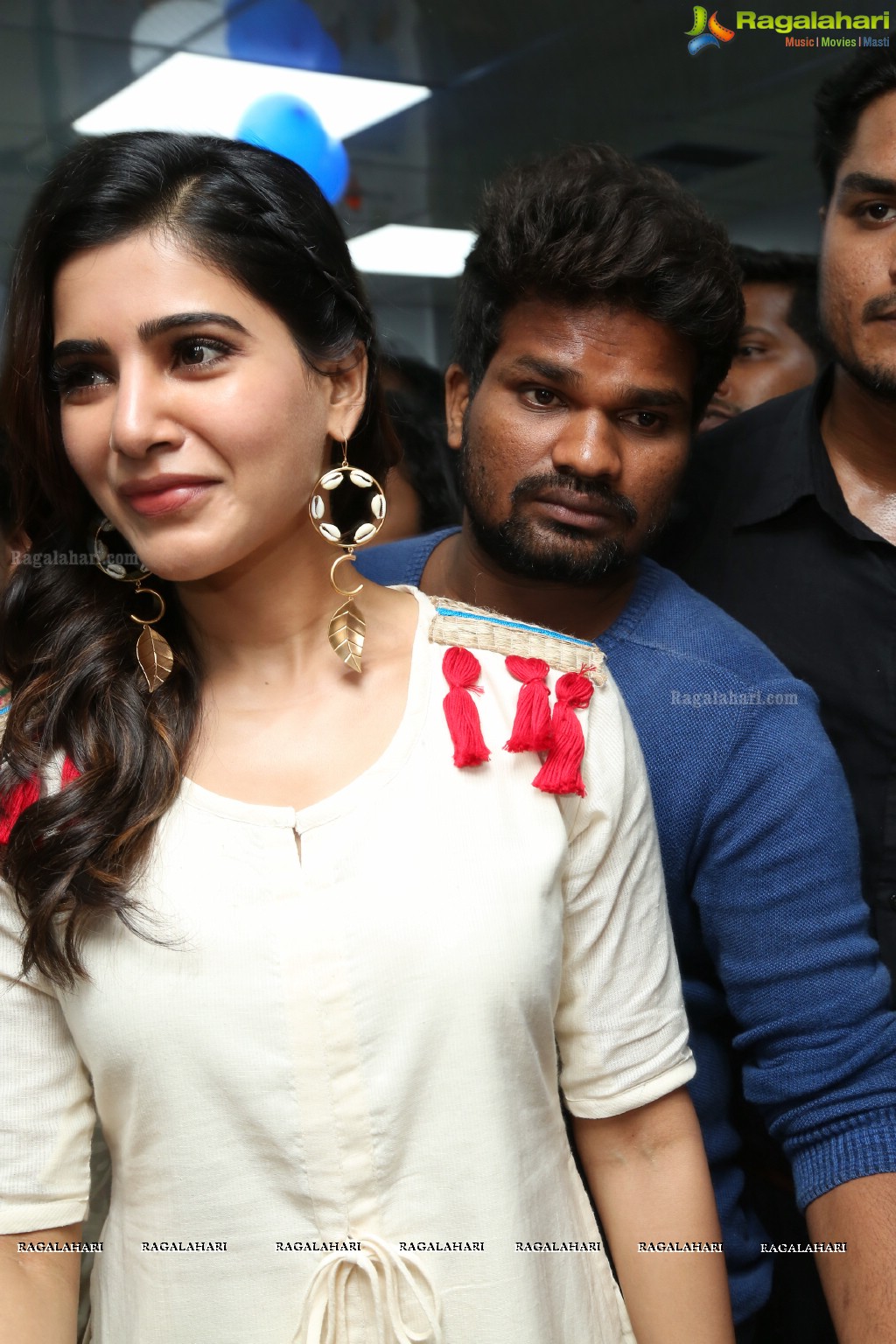 Samantha launches V Care Super Speciality Clinic at Banjara Hills, Hyderabad