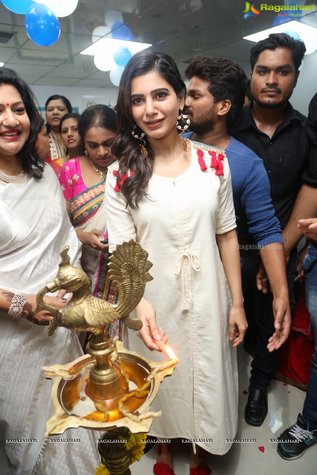 Samantha launches V Care Super Speciality Clinic at Banjara Hills, Hyderabad