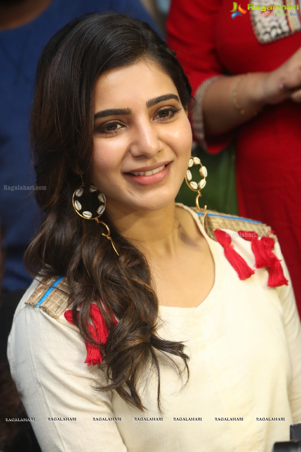 Samantha launches V Care Super Speciality Clinic at Banjara Hills, Hyderabad