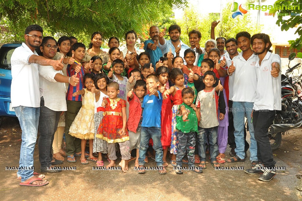 Sanjjanaa visits Serve Needy Voluntary Organization, Hyderabad