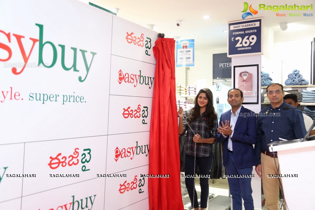 Shalu Chourasiya inaugurates Easybuy Store, AS Rao Nagar, Hyderabad