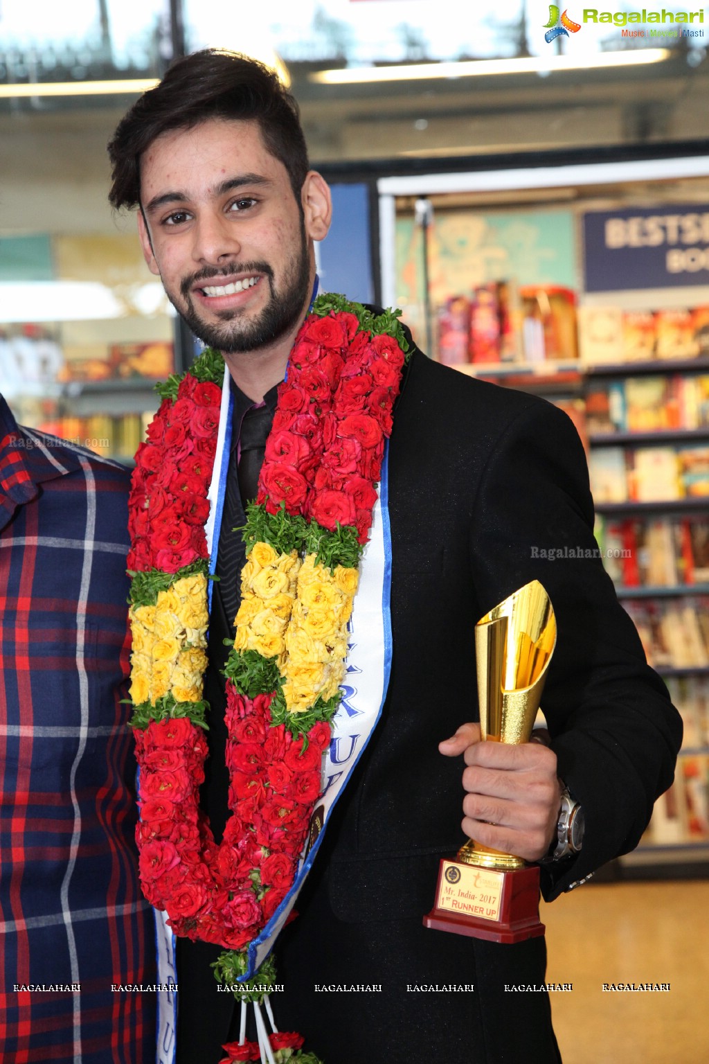 Starlife Mr. India 2K17 Winners at Shamshabad Airport