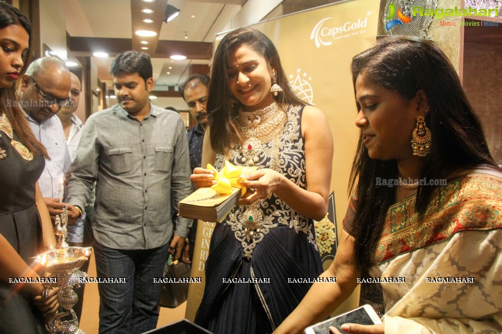 Jenny Honey inaugurates The Jewellery Expo at Novotel, Vizag