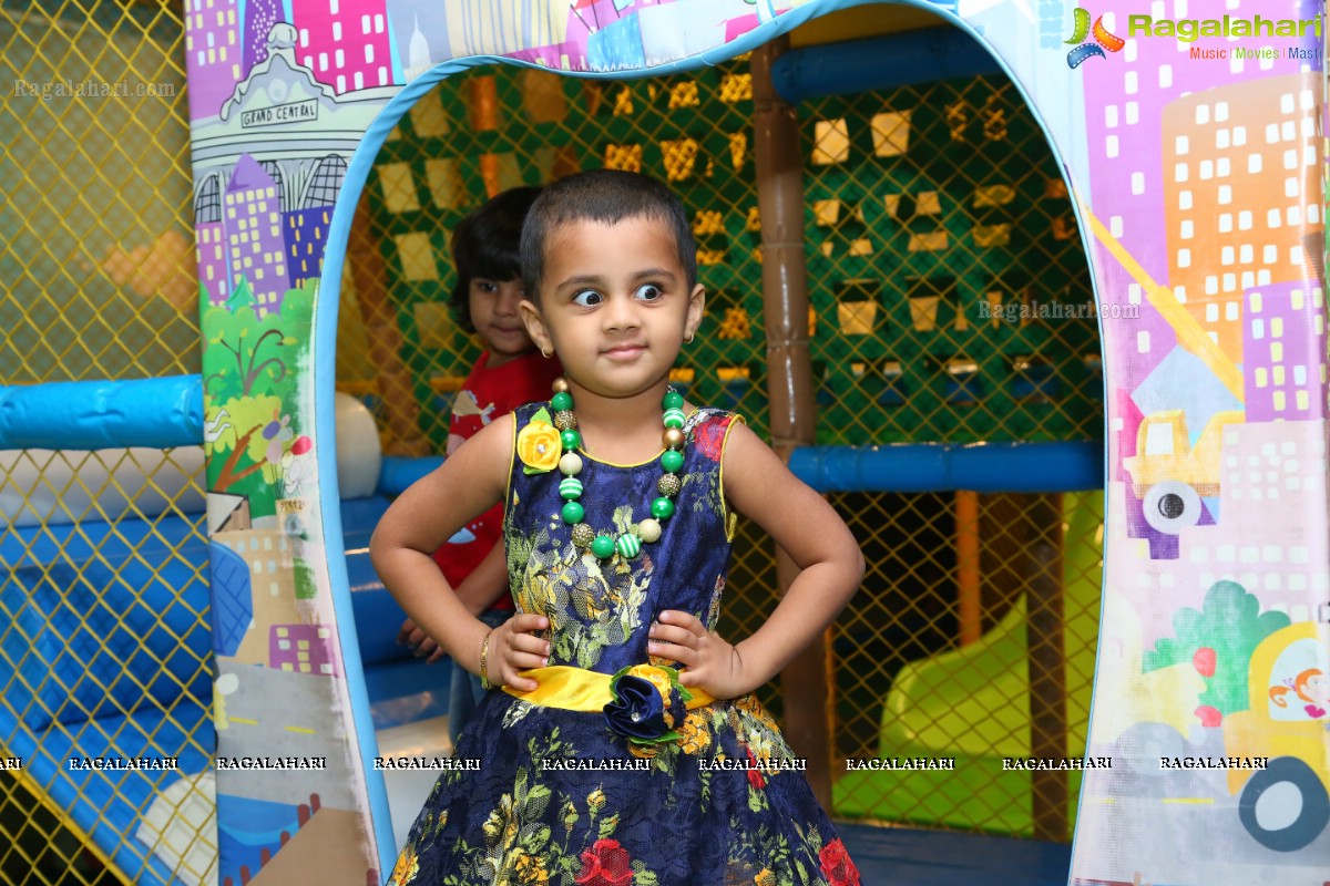 Swetha & Pradeep Celebrate Aadhya's 3rd Birthday at The Kids Center 