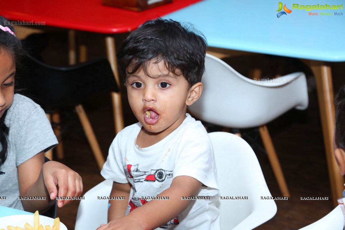 Swetha & Pradeep Celebrate Aadhya's 3rd Birthday at The Kids Center 