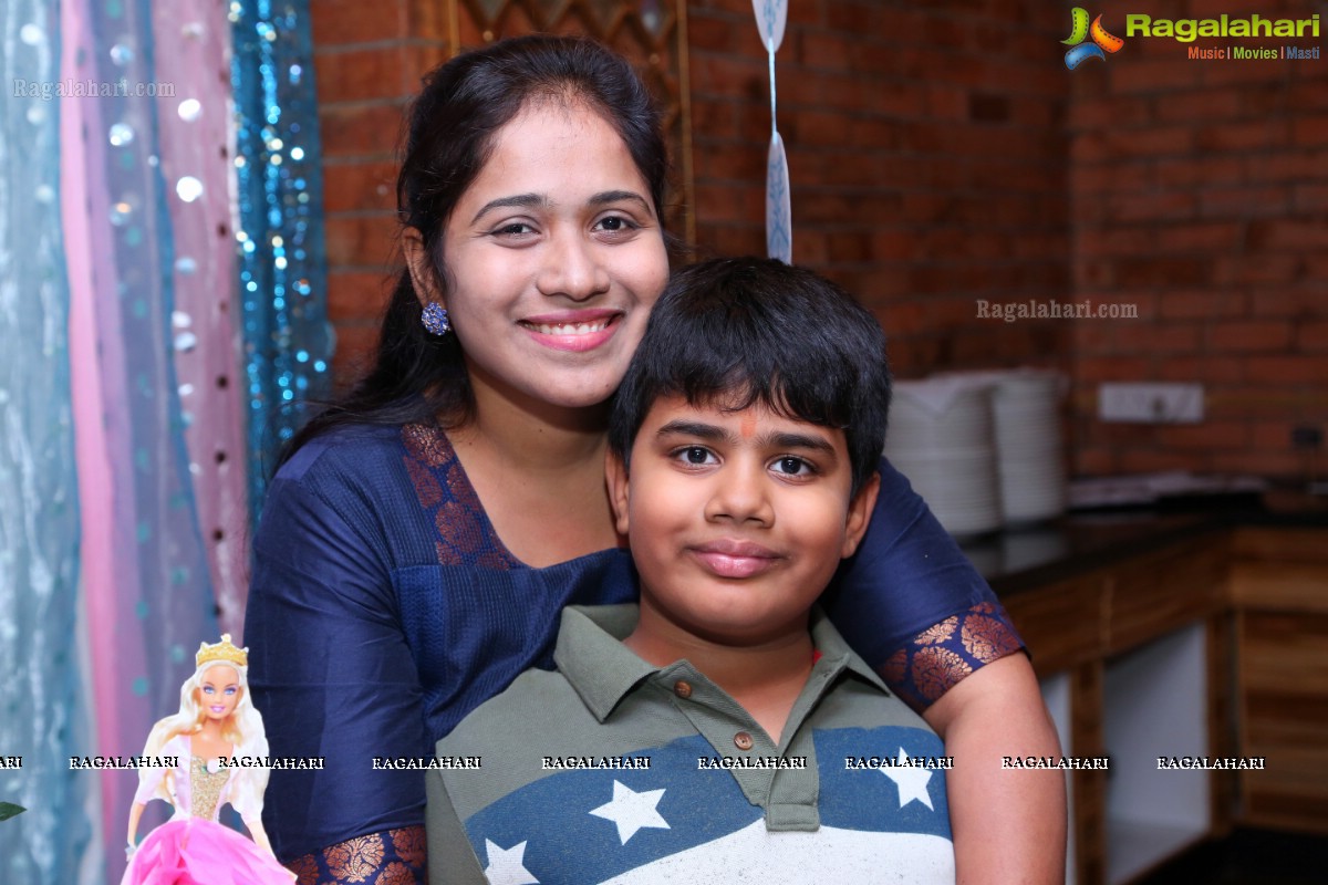 Swetha & Pradeep Celebrate Aadhya's 3rd Birthday at The Kids Center 