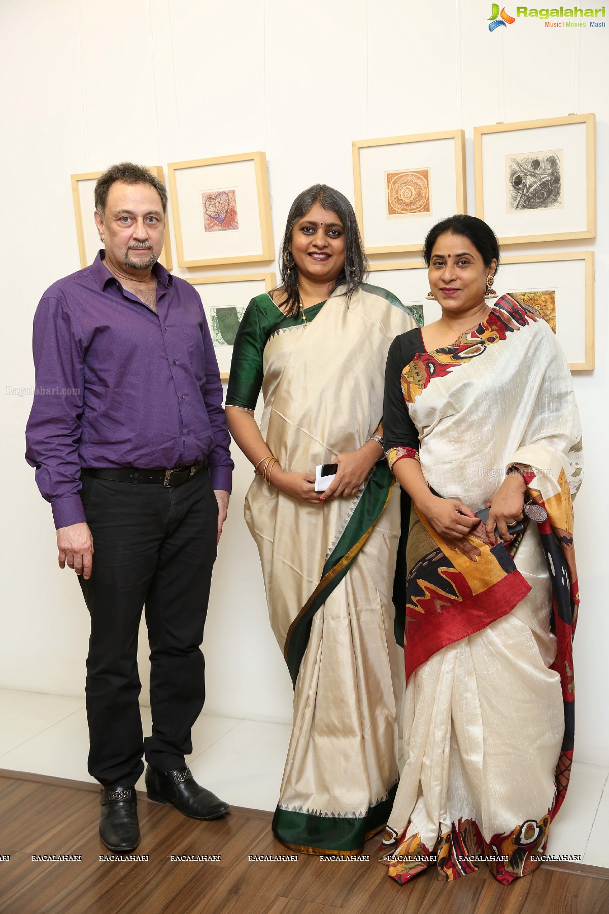 Echo's by Bhaskar Chary and Murali Chinnasamy at DHI Artspace