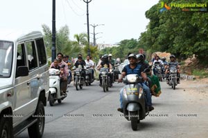 Jadugar Anand Blindfold Motor Cycle