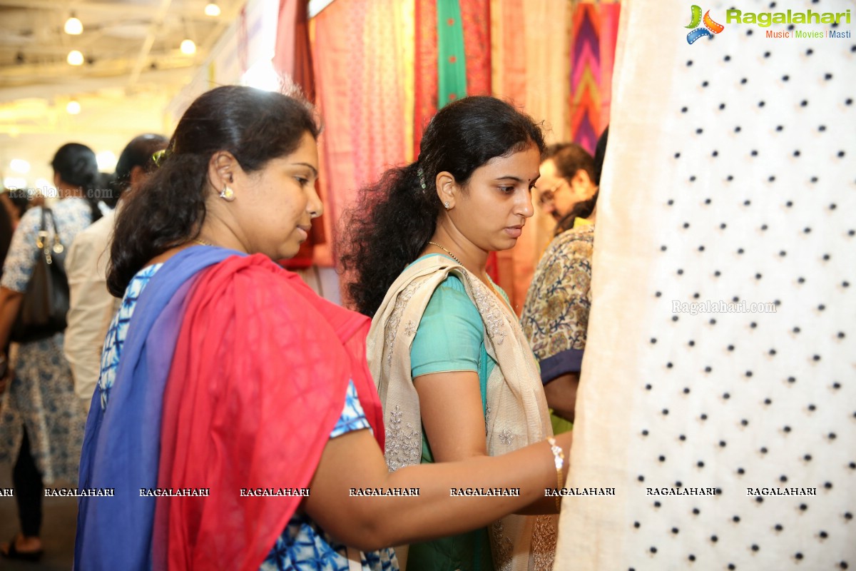 D'sire Fashion & Lifestyle Exhibition at N Convention