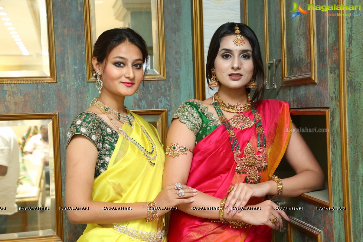 Pre-Launch Celebrations of Hiya at Hiya Jewellry Showroom, AS Rao Nagar