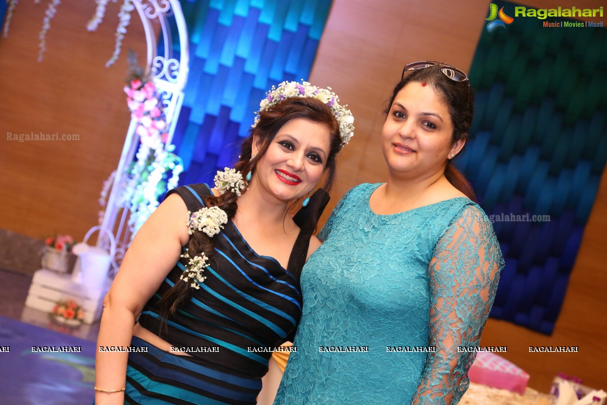 Neeru Mohan Birthday Celebrations at Hotel Marigold