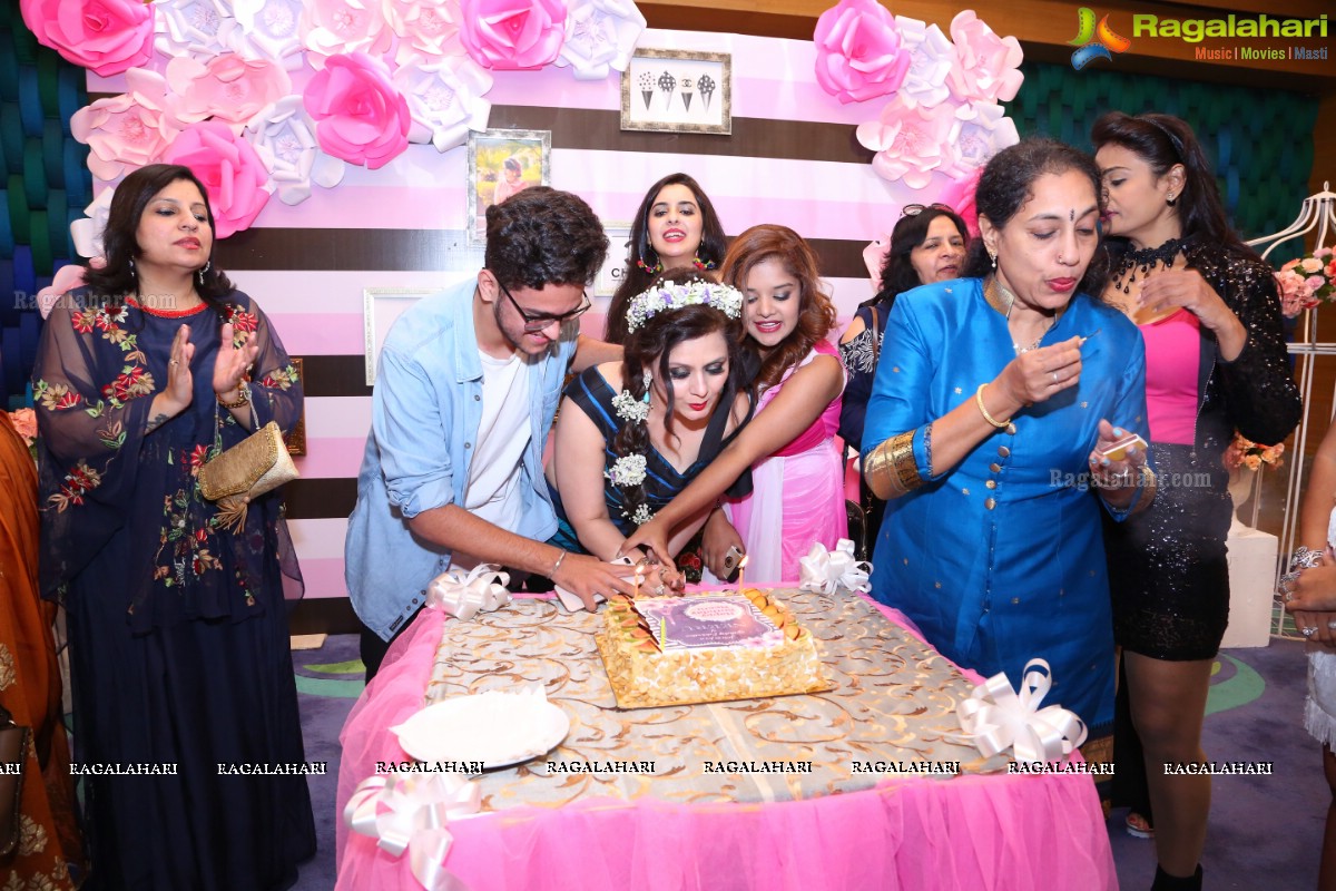 Neeru Mohan Birthday Celebrations at Hotel Marigold