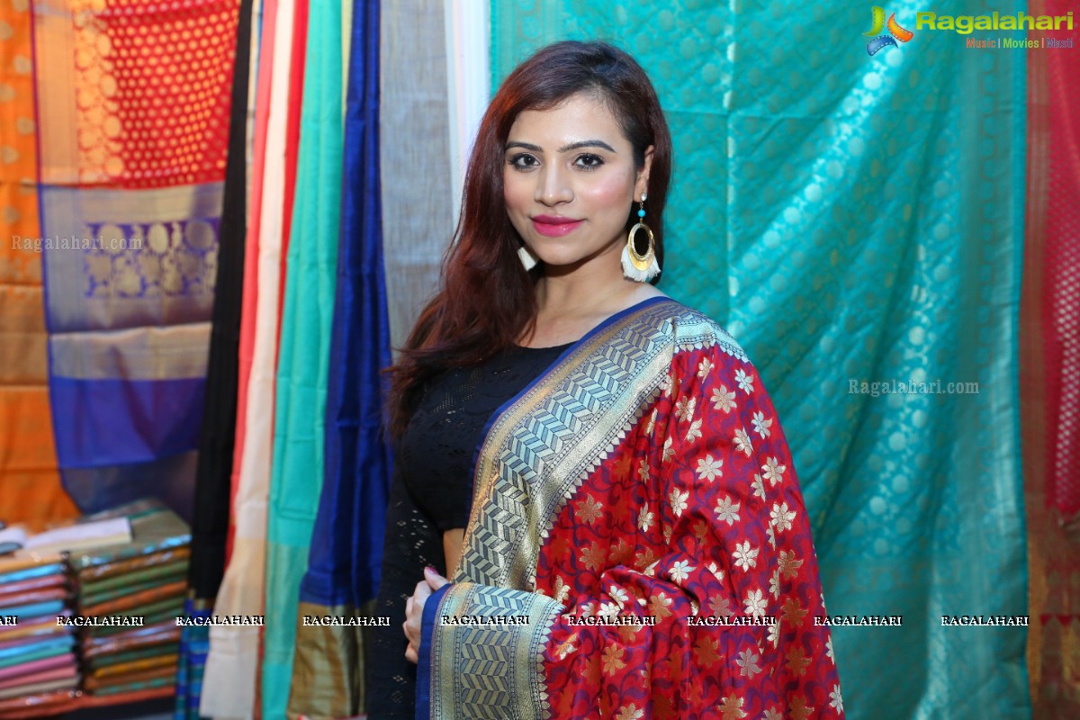 Priyanka Raman launches Silk Dezire of India Expo at NSIC, Kushaiguda