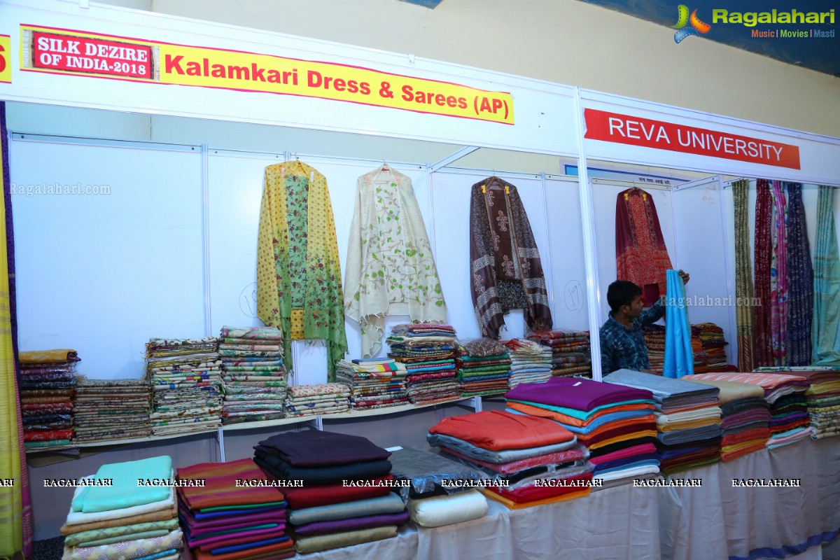 Priyanka Raman launches Silk Dezire of India Expo at NSIC, Kushaiguda