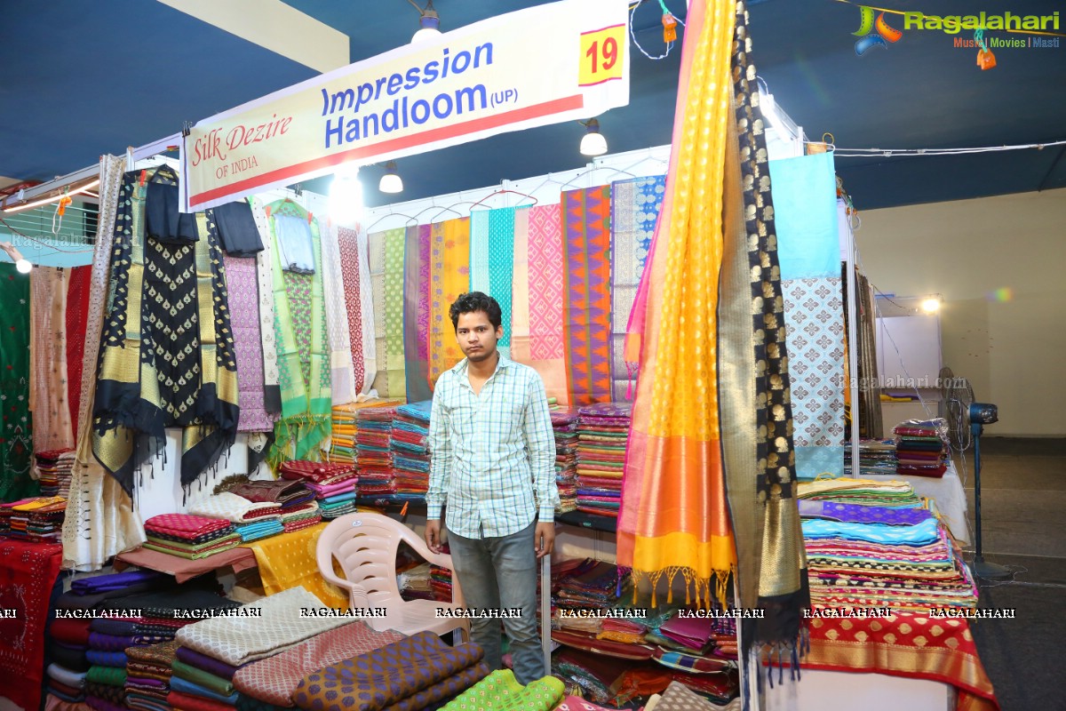 Priyanka Raman launches Silk Dezire of India Expo at NSIC, Kushaiguda