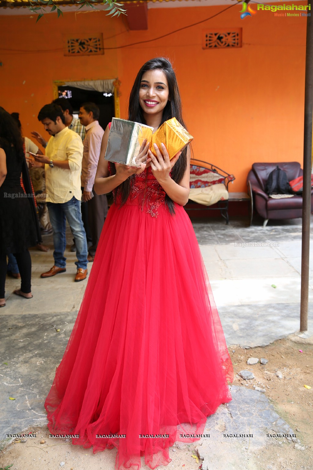 Sanjana Anne Birthday Celebrations at Rajeswari Old Age Home, Hyderabad