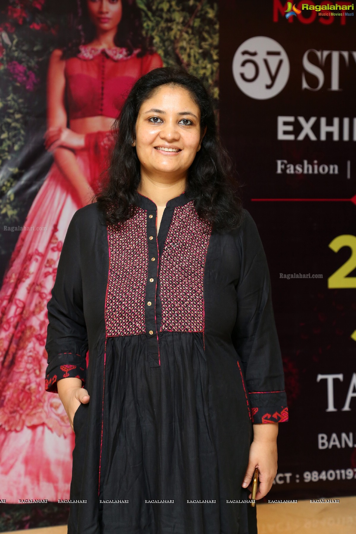 Style Bazaar-Designer Lifestyle Exhibition Launch by Bigg Boss Fame Archana at Taj Krishna