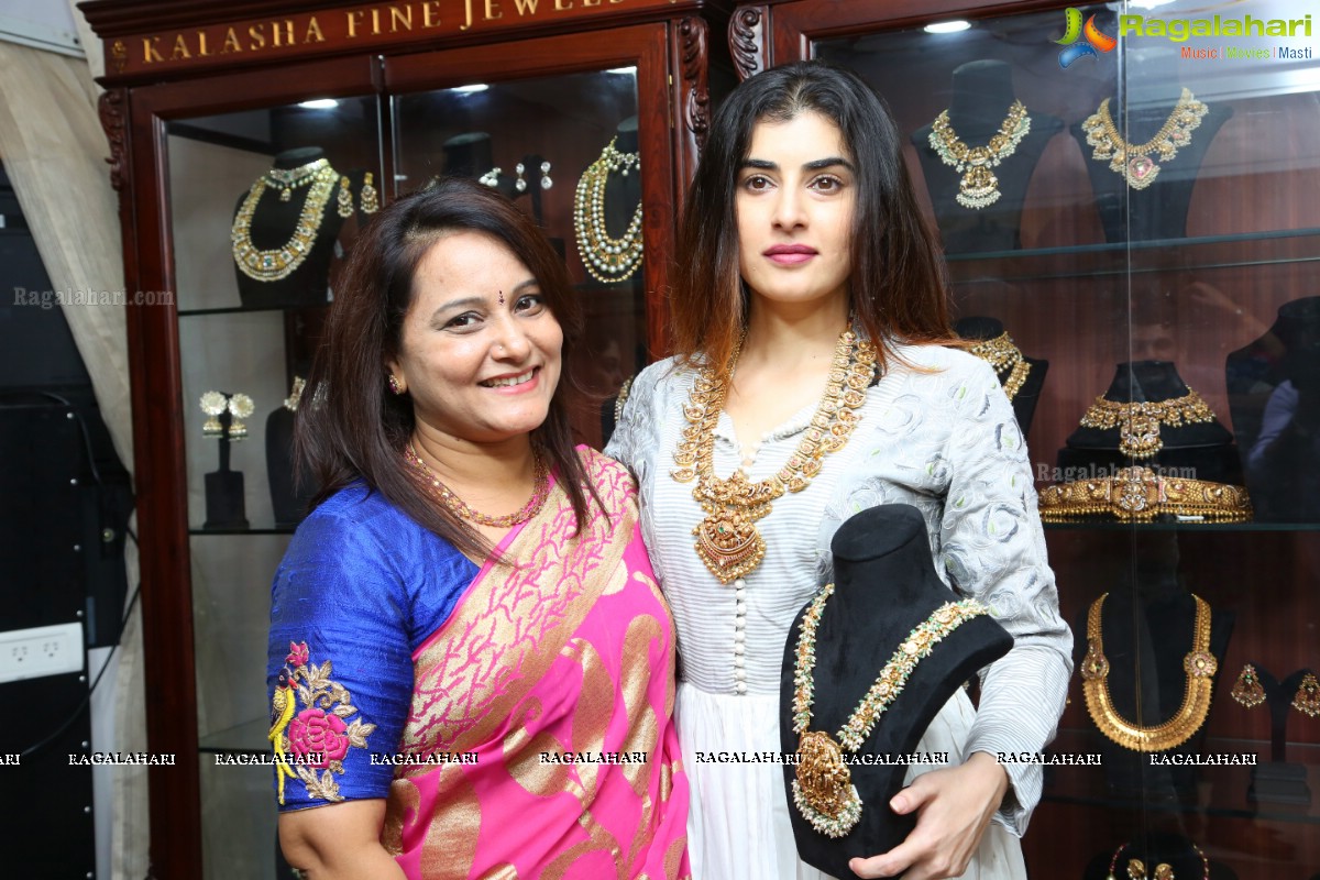 Style Bazaar-Designer Lifestyle Exhibition Launch by Bigg Boss Fame Archana at Taj Krishna