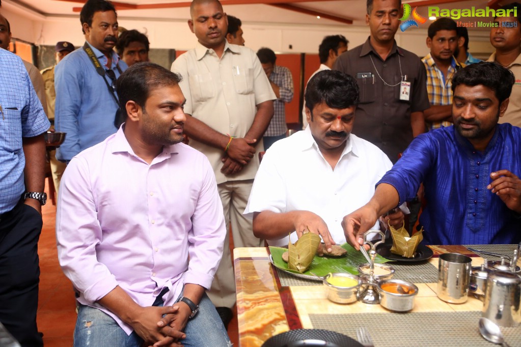 Talasani Srinivas Yadav launches Viyyalavaari Vindu Hotel