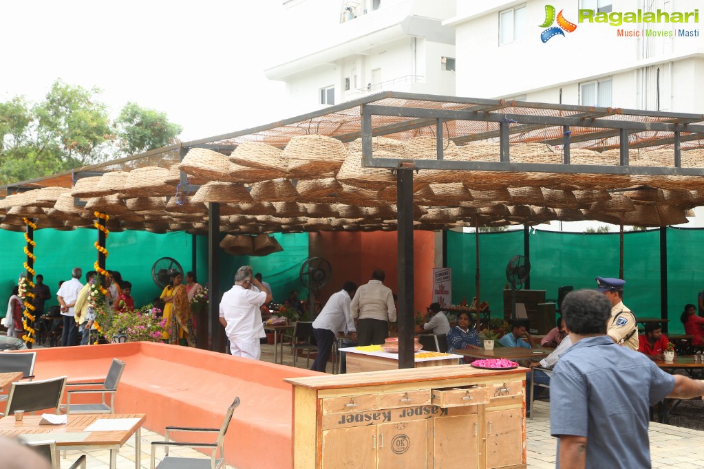 Talasani Srinivas Yadav launches Viyyalavaari Vindu Hotel
