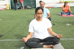 iFit Studio Yoga Day