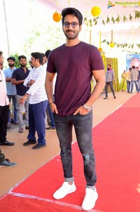 Aadi Pinisetty's Clap Movie Muhurat