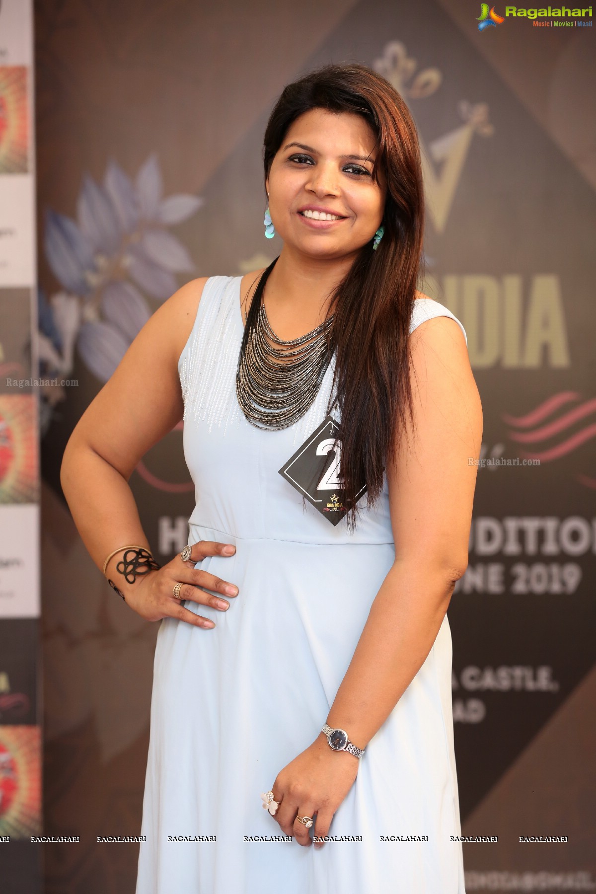 AR Mrs India 2019 Hyderabad Auditions at Amrutha Castle