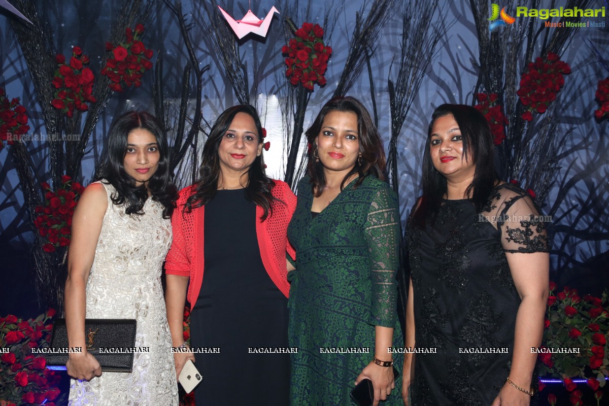 Ashu Gauri & Vicky Gauri Silver Wedding Anniversary at Anvaya Convention