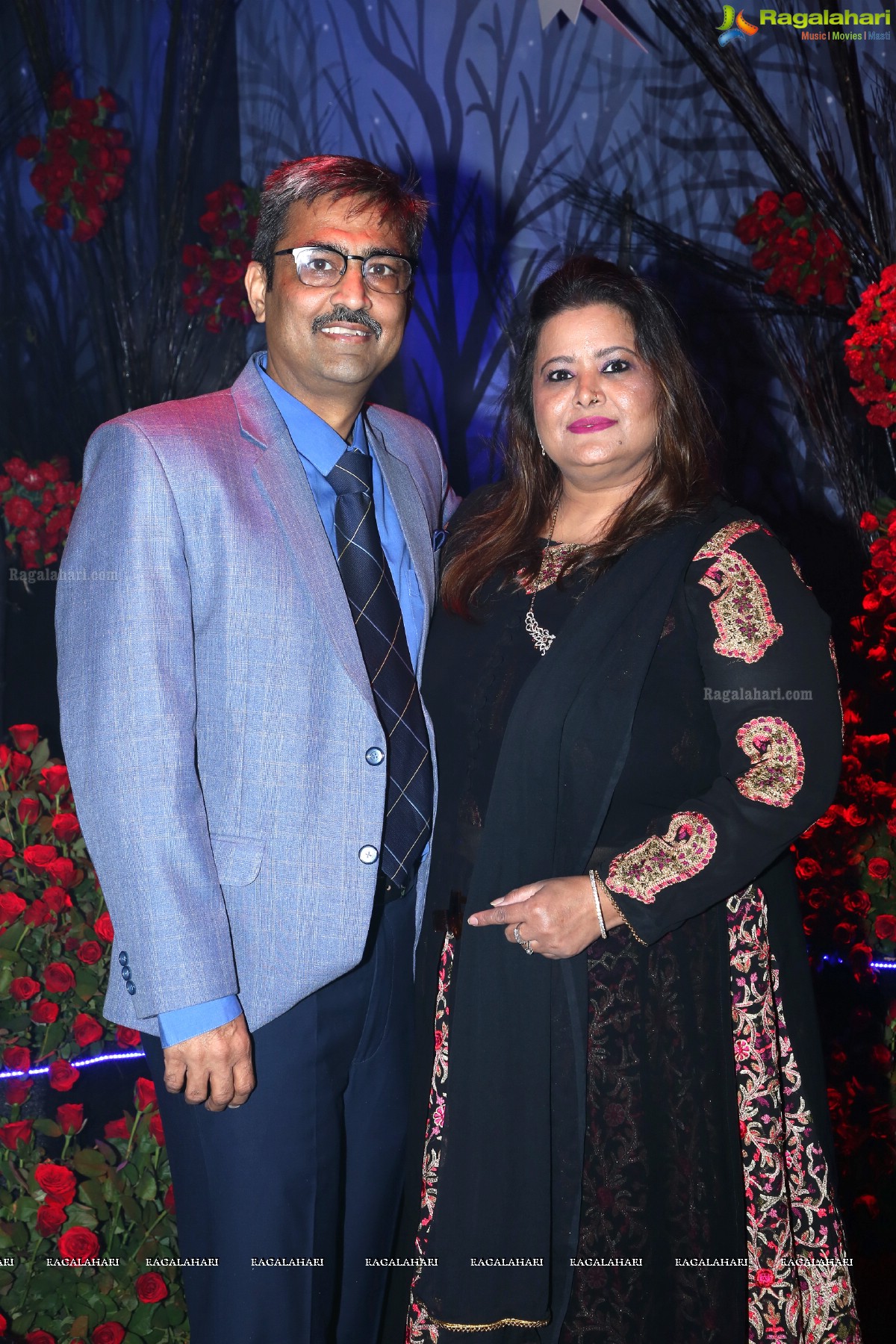 Ashu Gauri & Vicky Gauri Silver Wedding Anniversary at Anvaya Convention