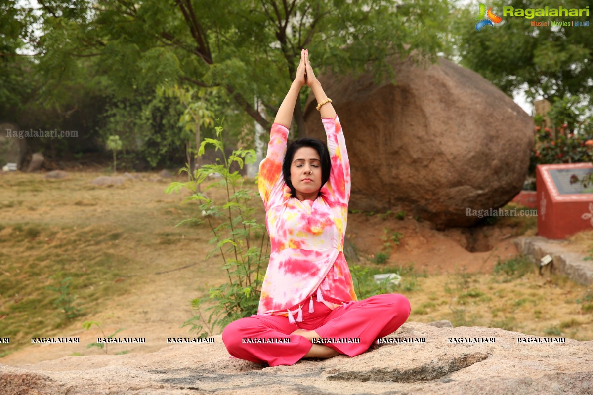 International Day of Yoga 2019- Stretch out the Stress with Nisha