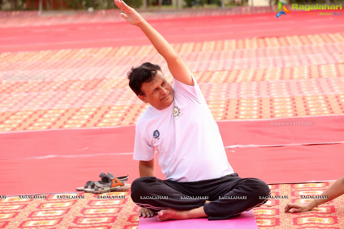 International Day of Yoga 2019- Stretch out the Stress with Nisha