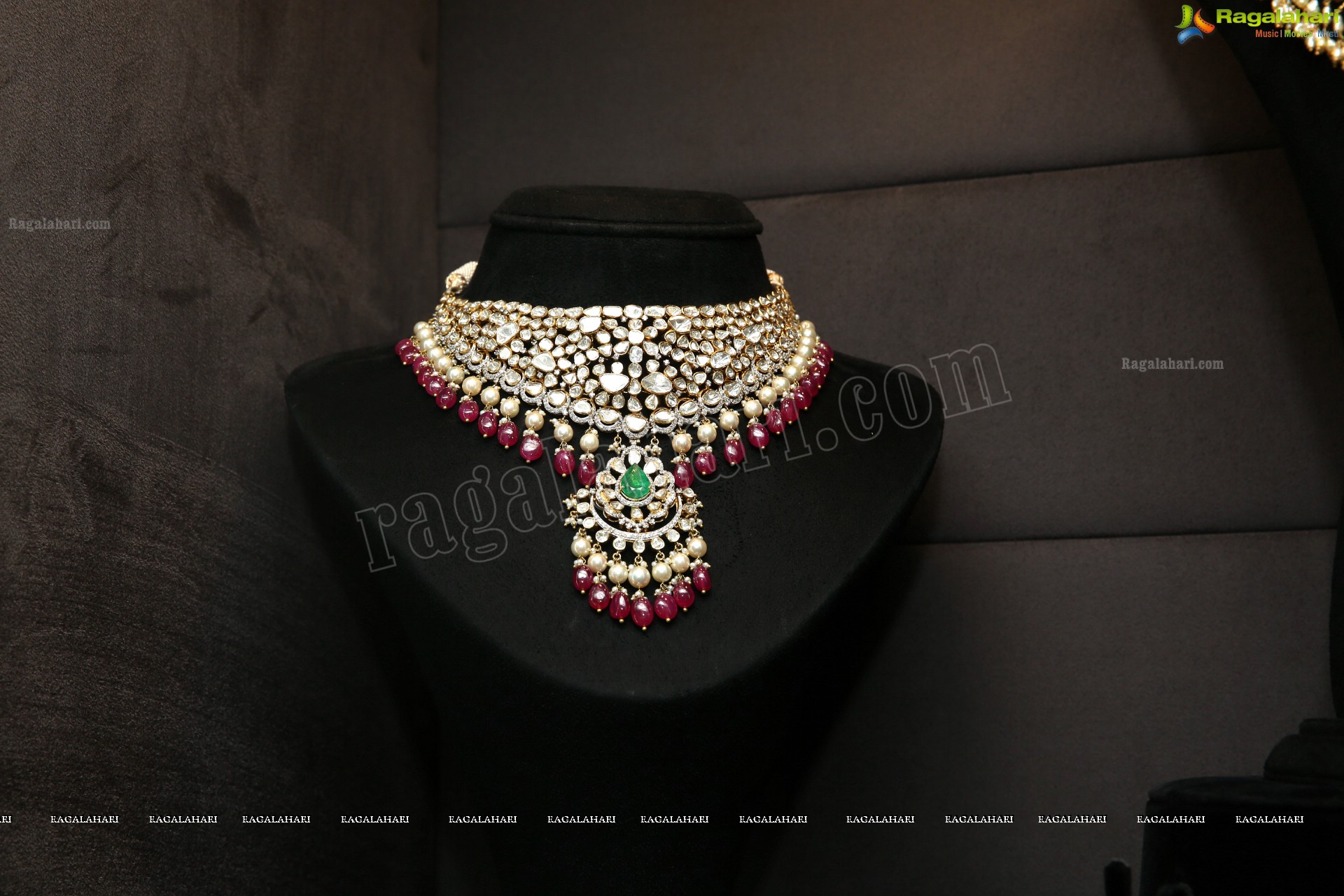Kalasha Jewels' Collection Showcase at its Signature Bridal Lounge Curtain Raiser