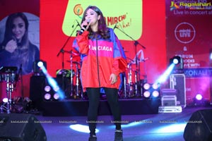 Monali Thakur Live in Concert at Forum Rocks