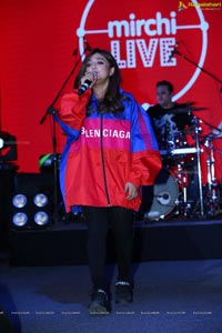 Monali Thakur Live in Concert at Forum Rocks