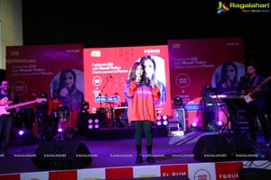 Monali Thakur Live in Concert at Forum Rocks