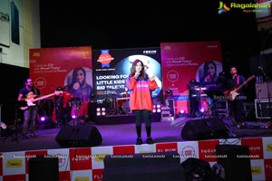 Monali Thakur Live in Concert at Forum Rocks