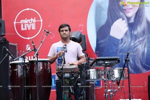 Monali Thakur Live in Concert at Forum Rocks