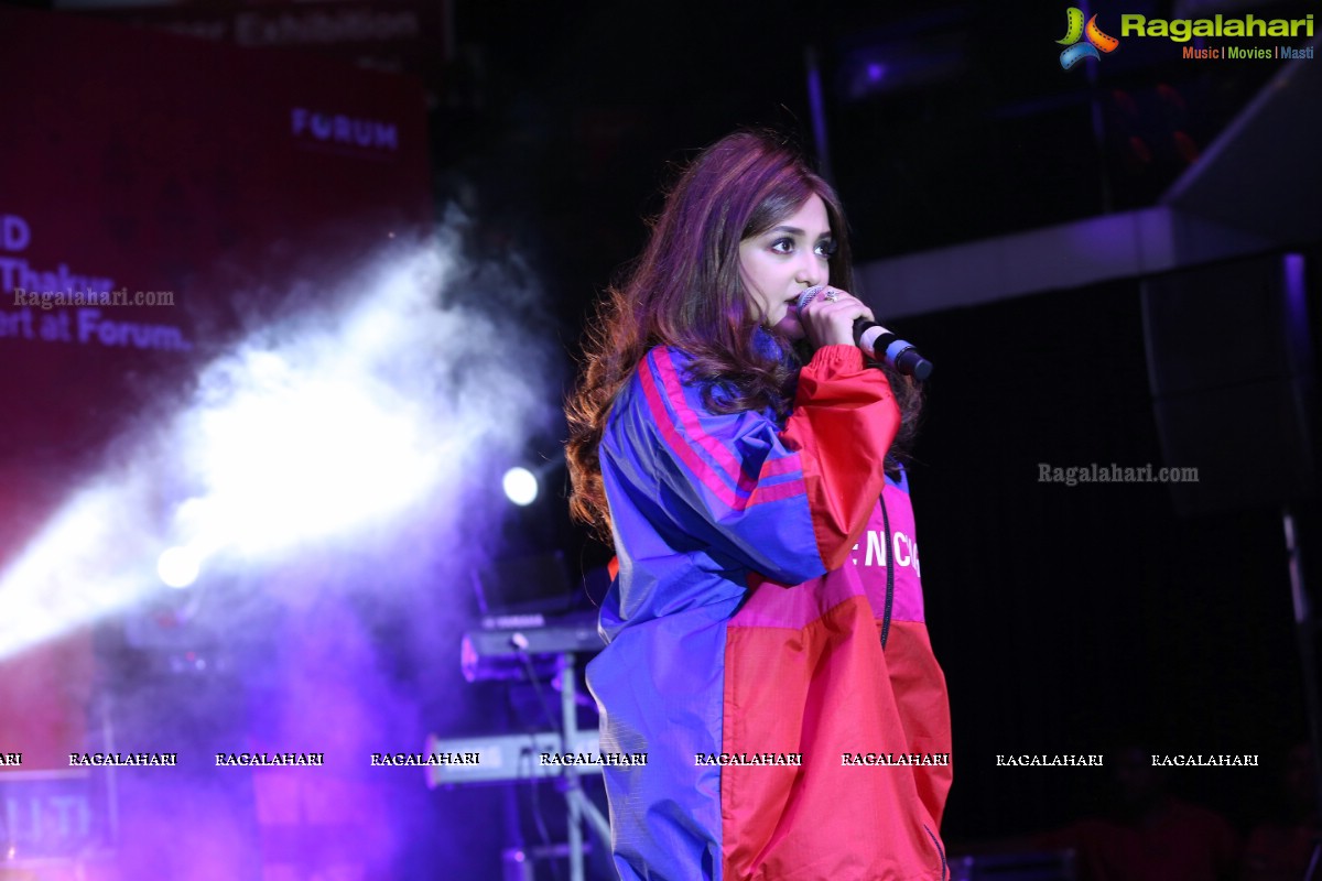 Monali Thakur Live in Concert at Forum Rocks