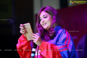 Monali Thakur Live in Concert at Forum Rocks