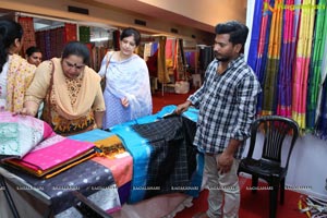 National Silk Expo Kicks Off