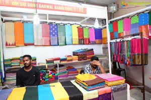 National Silk Expo Kicks Off