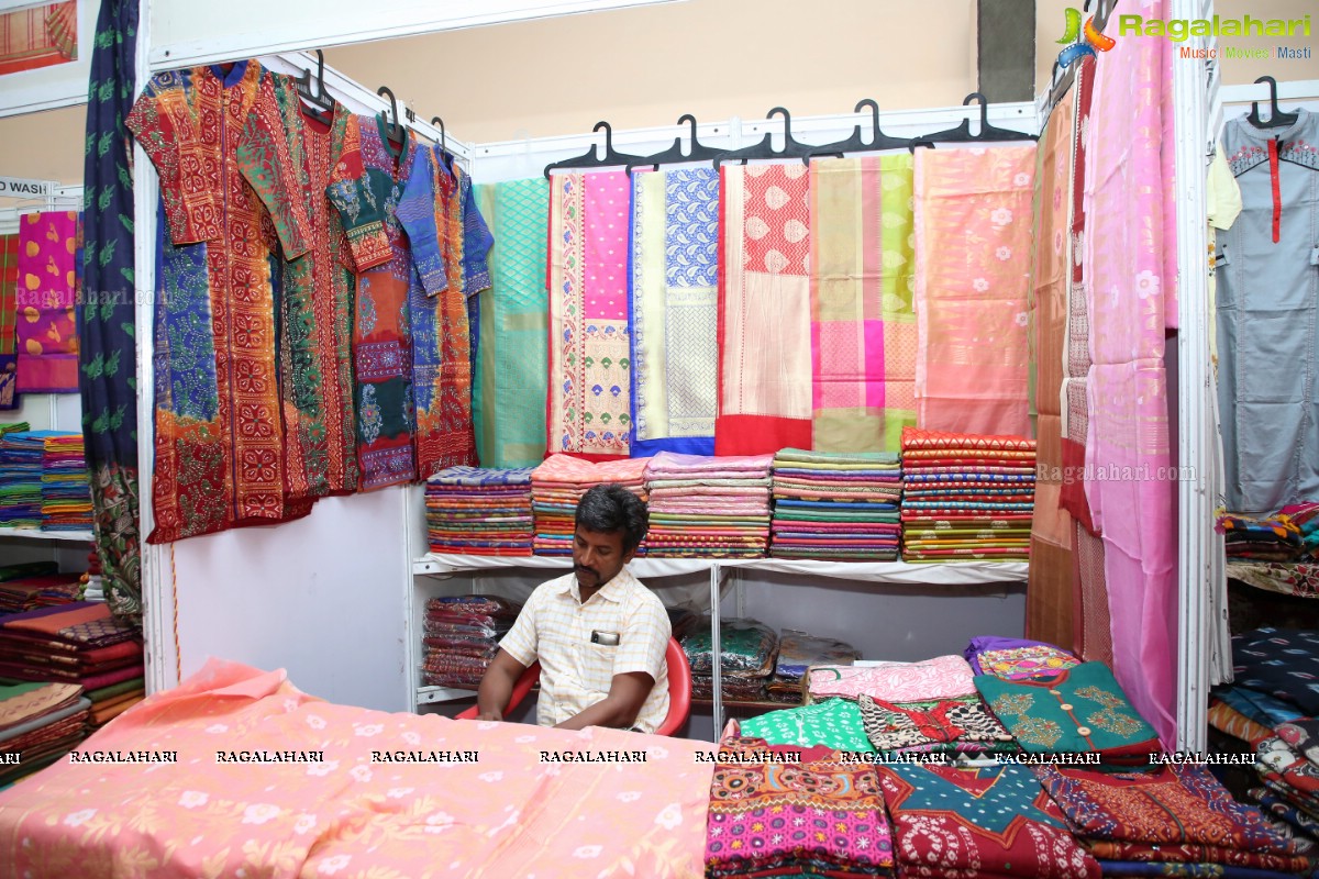 National Silk Expo Begins at Sri Satya Sai Nigamagamam