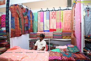 National Silk Expo Kicks Off