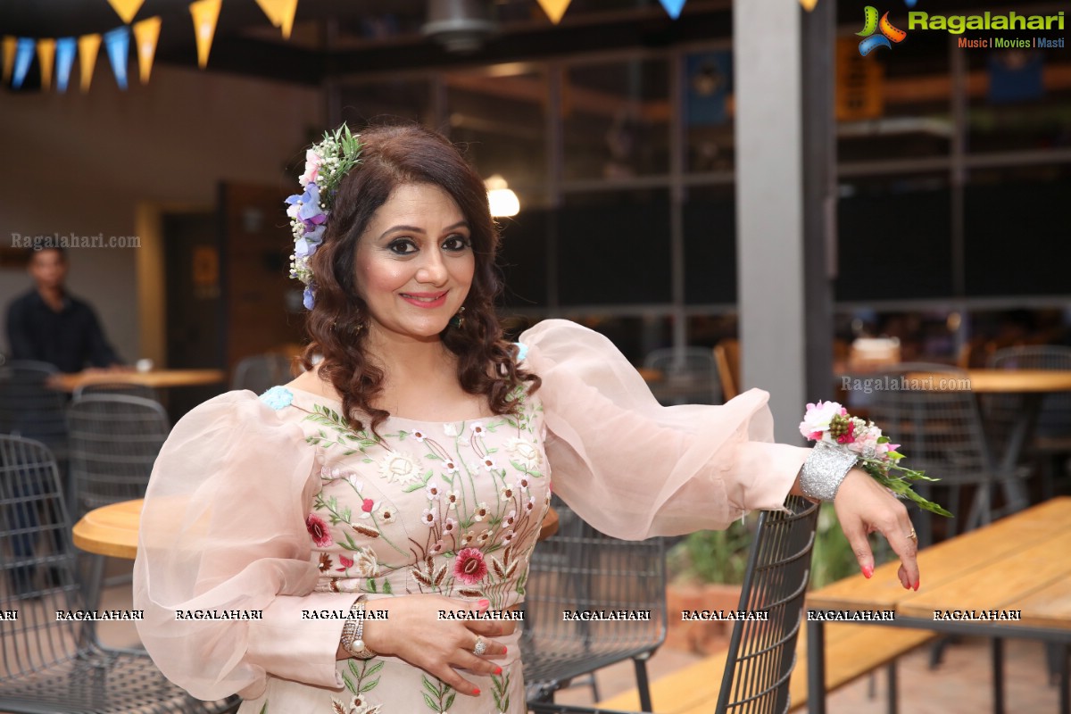 Neeru Mohan Birthday Bash at Sound Garden Cafe