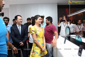 Oppo Launches South Asia’s First Premium Flagship Store