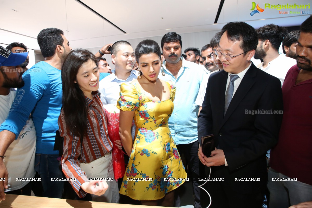 Oppo Launches South Asia’s First Premium Flagship Store at Sharath City Capital Mall